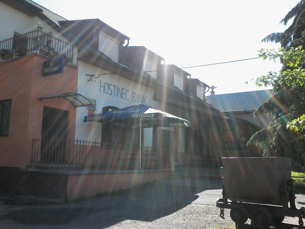 Hostinec Banik Lubela Exterior photo
